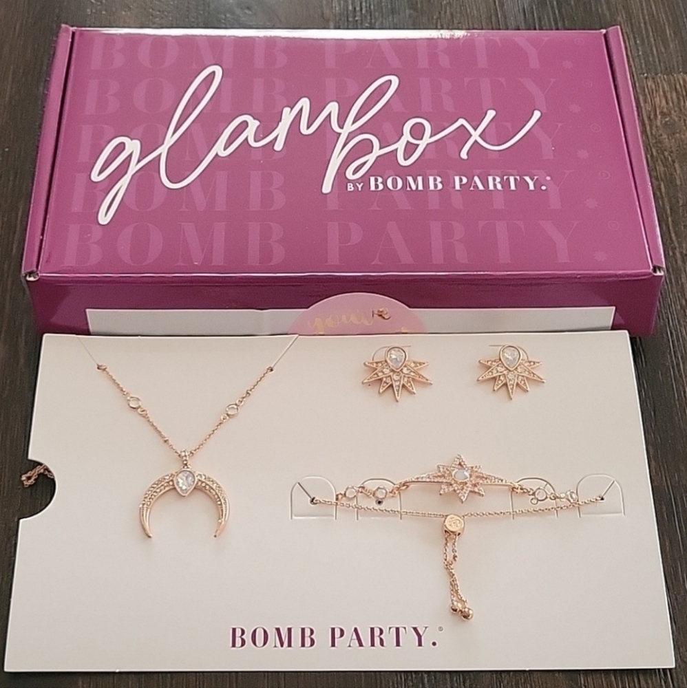 Bomb party glam box 3 piece set- New